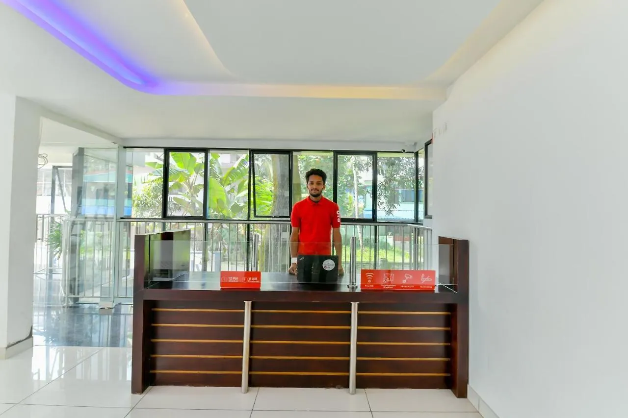 ***  Hotel Collection O O 22718 Vm Qazr Tripunithura Indie